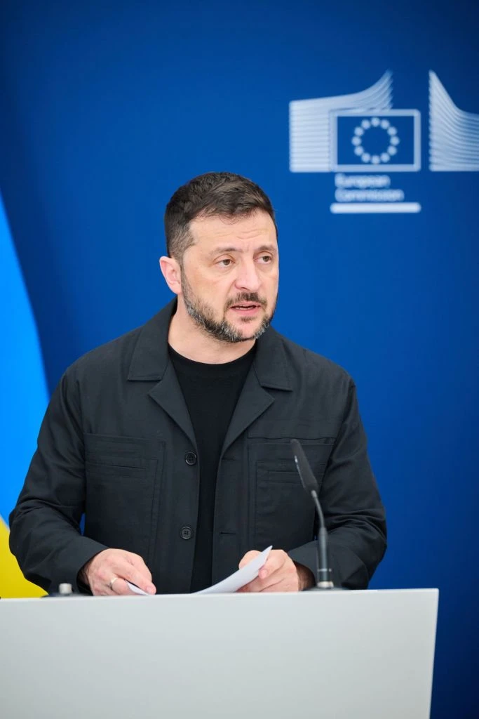 «Це цунамі для держави»: Зеленський пояснив, чому вибори зараз розколють Україну