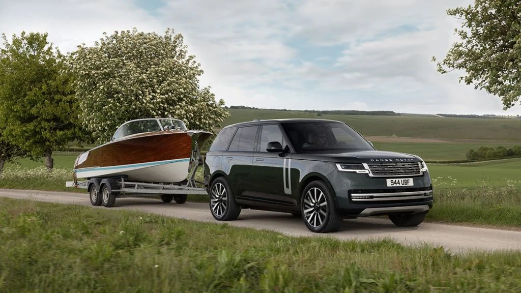 Land Rover показав перший електричний Range Rover: 550 сил і зарядка за 22 хвилини